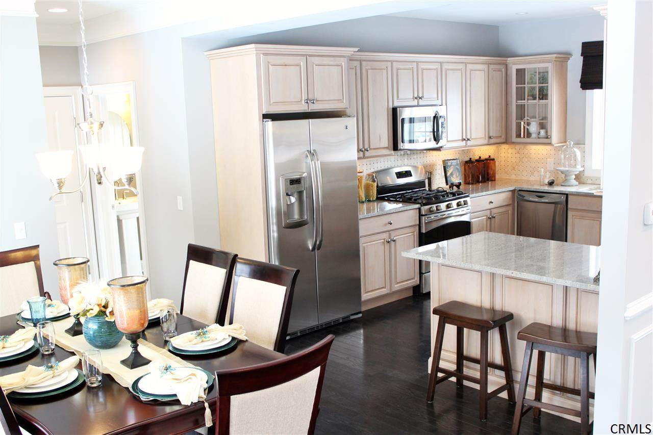 19 Callaghan Boulevard Malta, NY 12020 - Photo 12 of 23 Photo 13