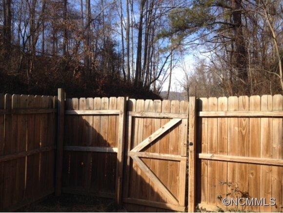 658 North Morgan Branch Road Candler, NC 28715 - Photo 8 of 12 Gallery Image 8