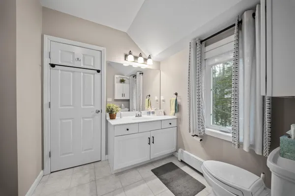 $625,000 | 13 Walter Way, Unit 4, North Conway, NH 03860