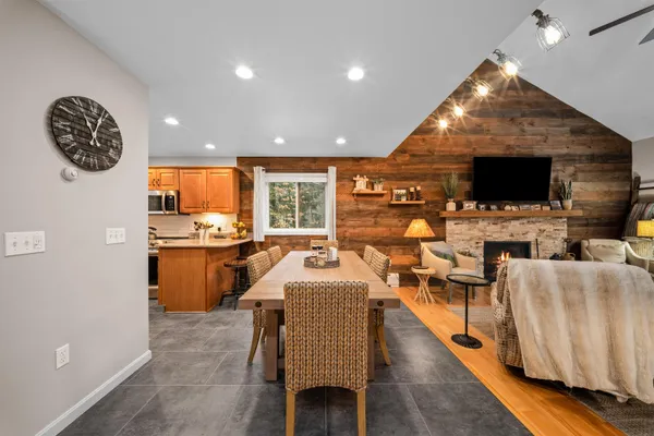 $625,000 | 13 Walter Way, Unit 4, North Conway, NH 03860