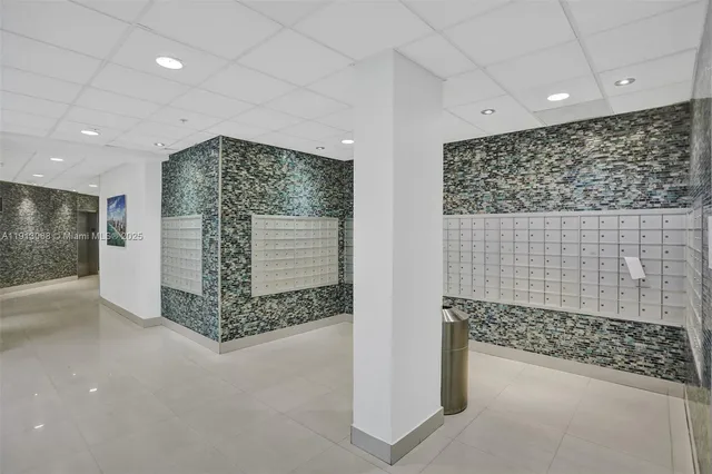 $4,450 | 19370 Collins Avenue, Unit 426, Sunny Isles Beach, FL 33160