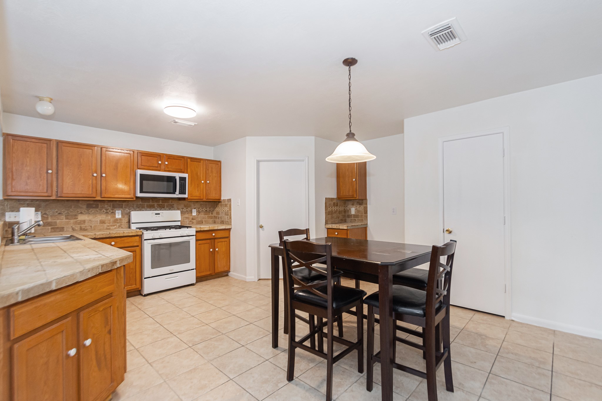 29003 Fox Fountain Lane Spring, TX 77386 - Photo 16 of 32