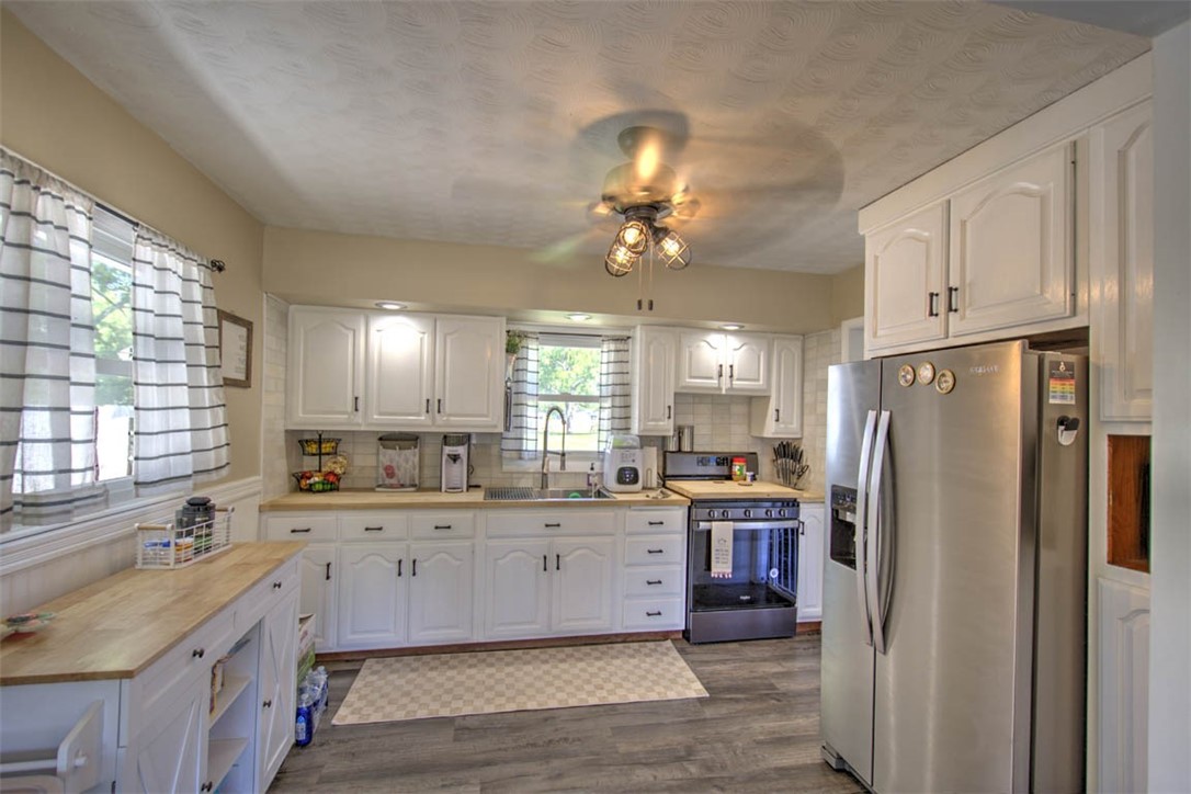 3470 Martha Drive Decatur, IL 62521 - Photo 12 of 26 Gallery Image 12
