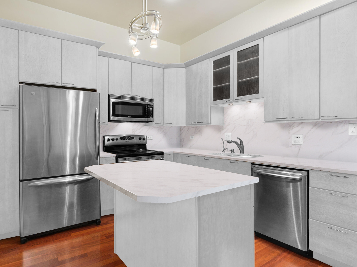 63 East Cedar Street, Unit 1AB Chicago, IL 60611 - Photo 11 of 19