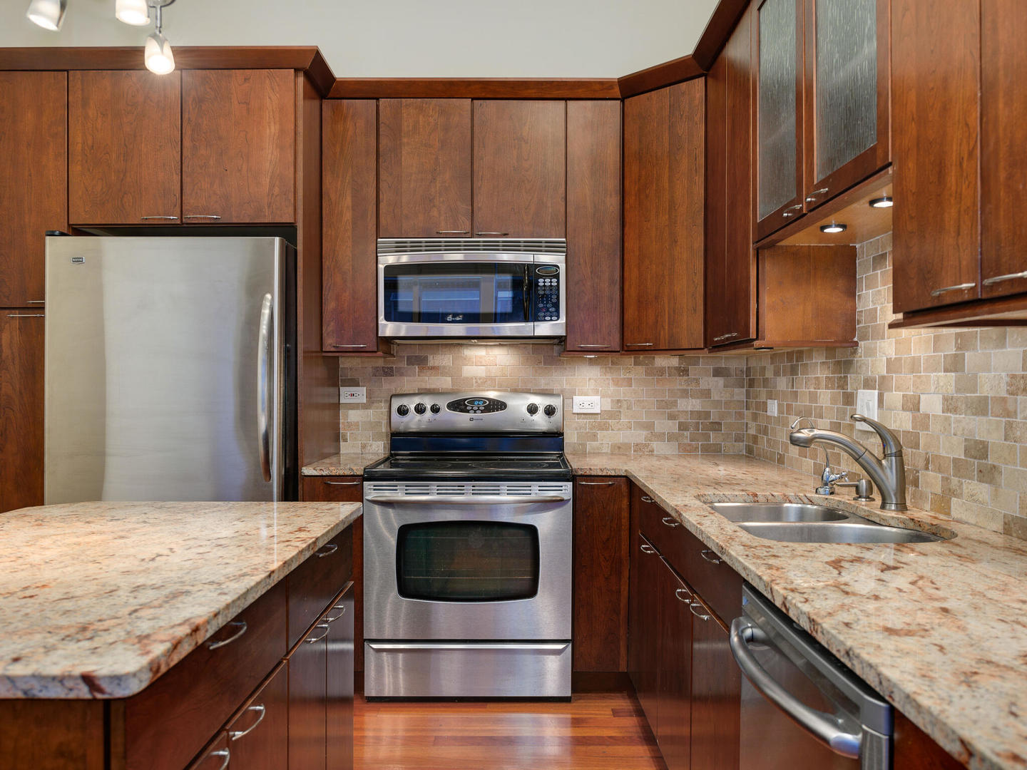 63 East Cedar Street, Unit 1AB Chicago, IL 60611 - Photo 13 of 19