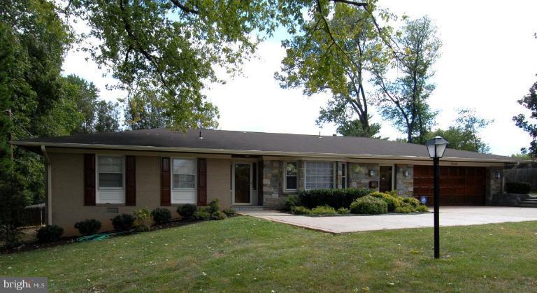 6022 Little Falls Road Arlington, VA 22207 - Photo 1 of 21 Exterior (Main)