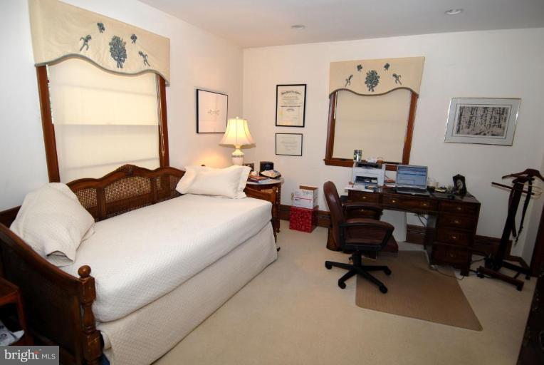 6022 Little Falls Road Arlington, VA 22207 - Photo 15 of 21 Bedroom #1