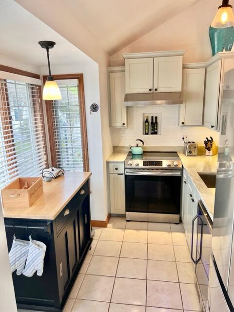 249 Shore Road, Unit 8 Ogunquit, ME 03907 - Photo 11 of 22 IMG_1022