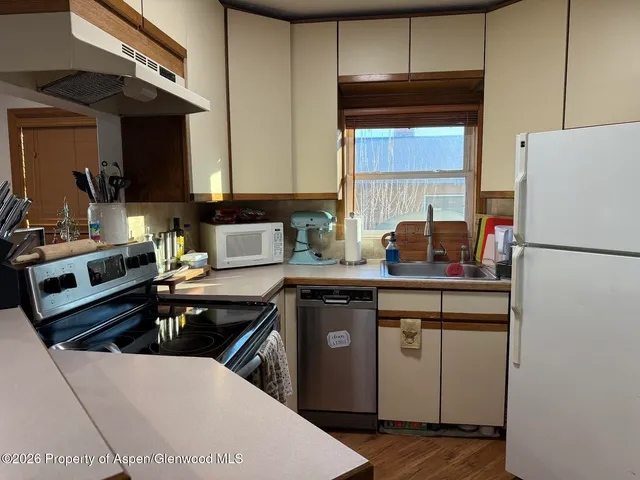 $399,900 | 827 Randolph Avenue, Rifle, CO 81650