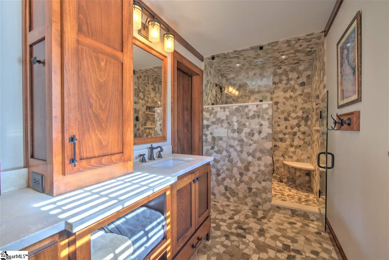 106 Patrol Club Road Greenville, SC 29609 - Photo 16 of 36 Gallery Image 16