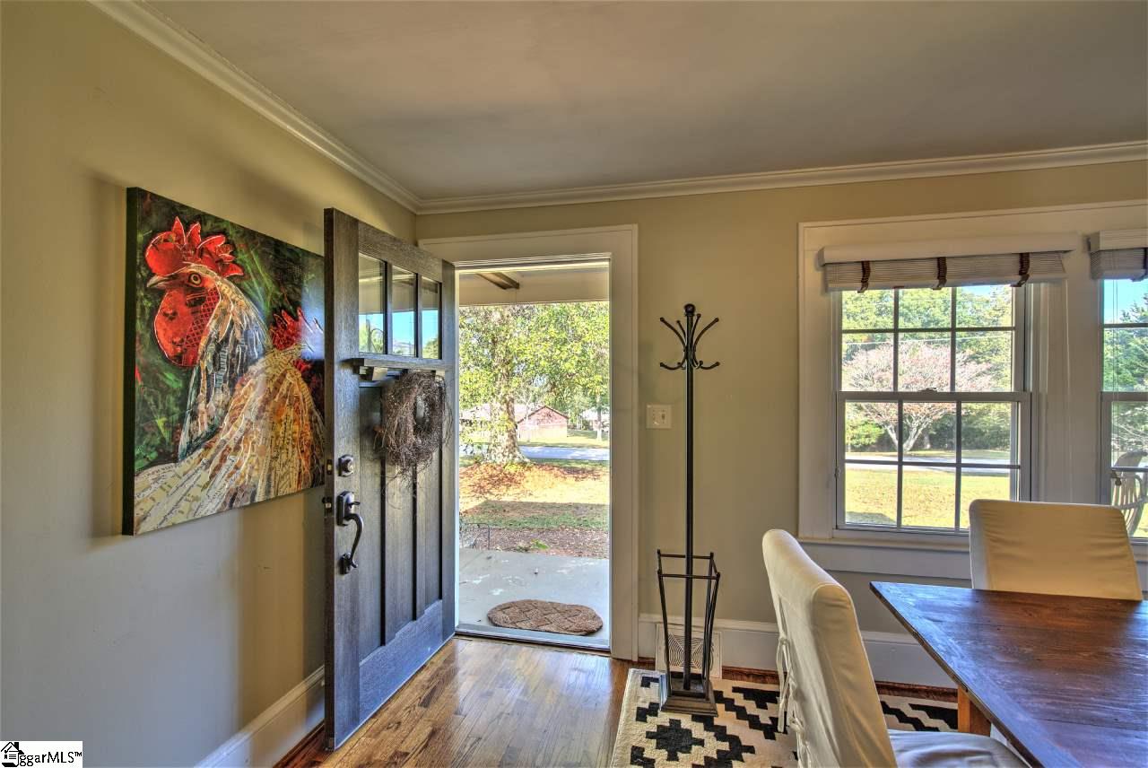 106 Patrol Club Road Greenville, SC 29609 - Photo 6 of 36 Gallery Image 6