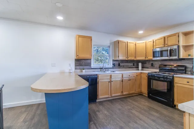 $299,000 | 398 Valley Road, Morgan, VT 05853