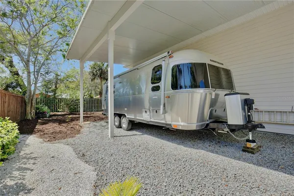 $1,150,000 | 210 North Riverside Drive, Edgewater, FL 32132