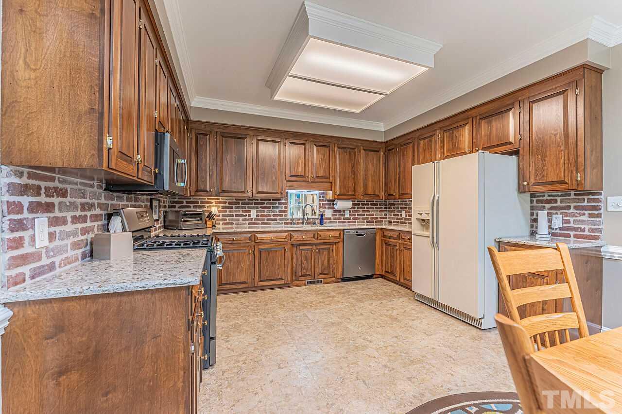 1813 Bridgeport Drive Raleigh, NC 27615 - Photo 7 of 29