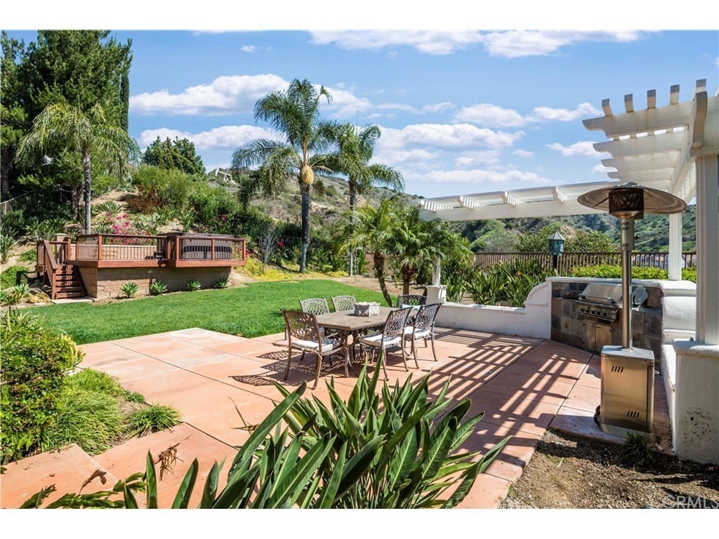 440 Tangerine Place Brea, CA 92823 - Photo 22 of 23 a view of a backyard with sitting area
