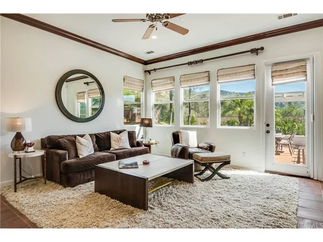 $1,400 | 440 Tangerine Place, Brea, CA 92823