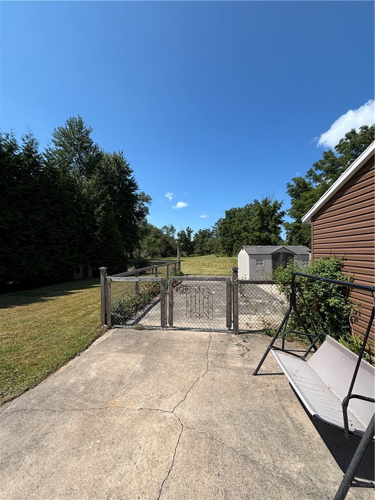 119 Burnt Mill Road Riga, NY 14428 - Photo 6 of 38 Gallery Image 6