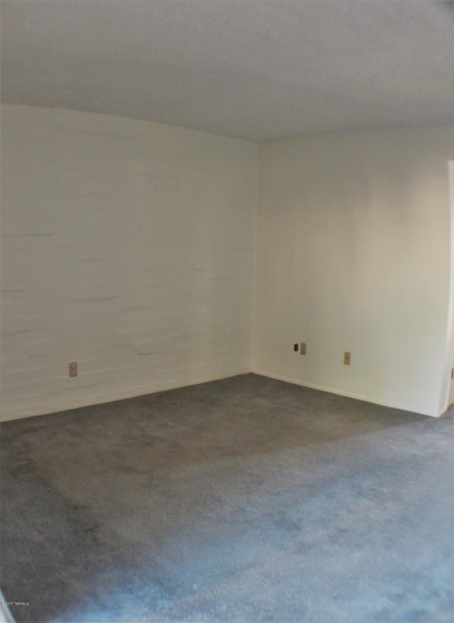 1345 East Fort Lowell Road, Unit B Tucson, AZ 85719 - Photo 10 of 14 Gallery Image 10