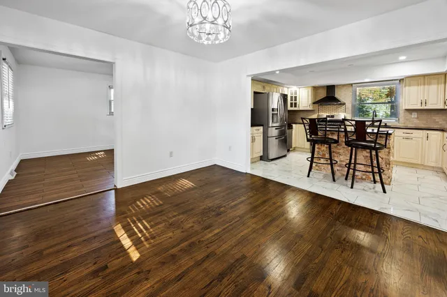 a view of an entryway