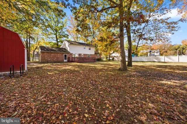 a view of a room with an empty space