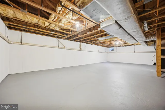a view of a room with an empty space