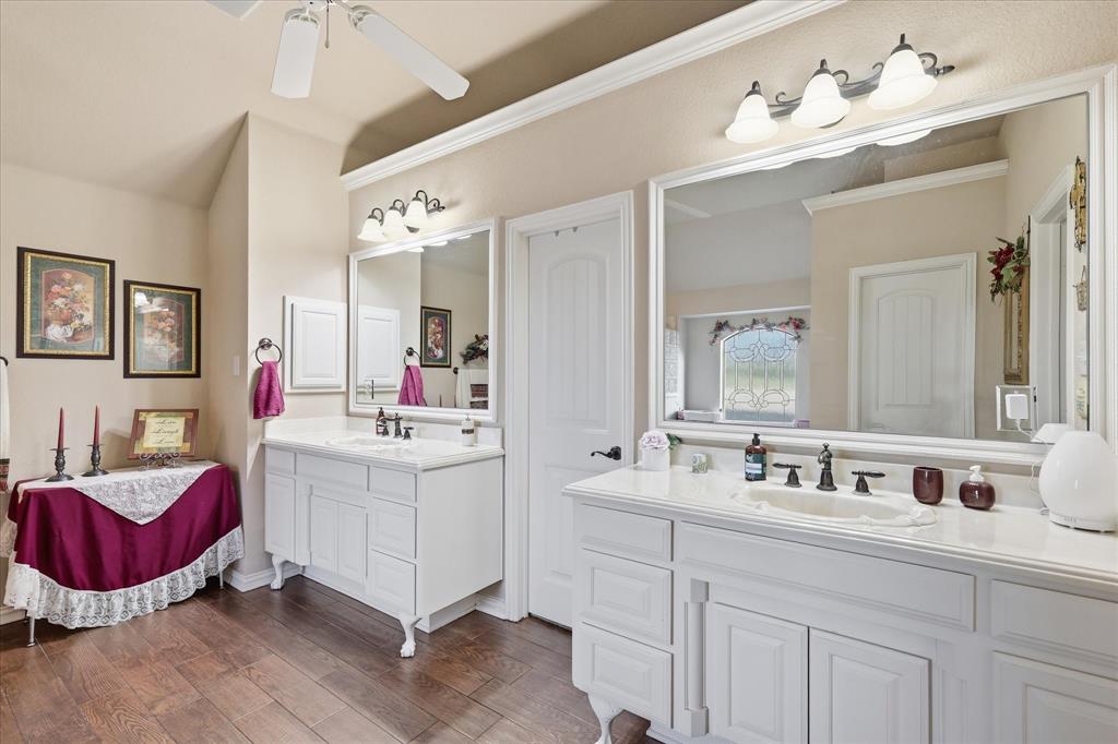 12025 Vista Ranch Way Fort Worth, TX 76179 - Photo 17 of 40