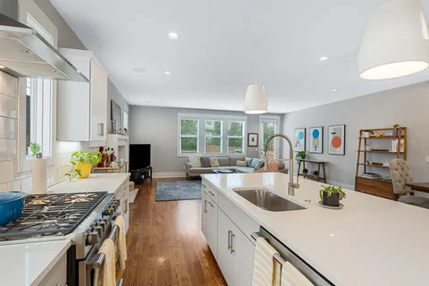 $1,150,000 | 835 B Dewees Avenue, Nashville, TN 37204