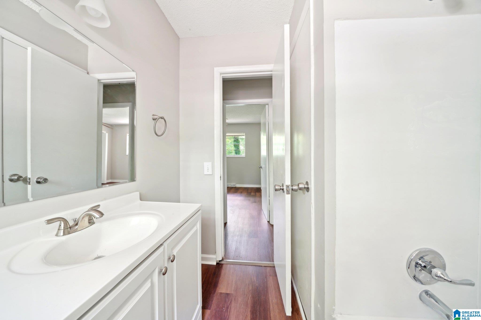 711 Oak Ridge Drive Birmingham, AL 35214 - Photo 15 of 27