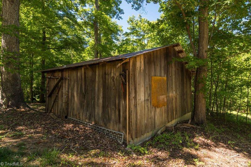 7250 Dennis Road Walnut Cove, NC 27052 - Photo 8 of 8