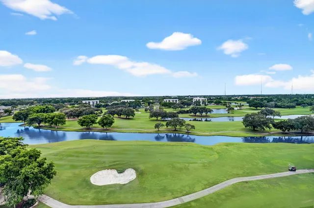 $6,750,000 | 20155 Boca W Drive, Unit PH A901, Boca Raton, FL 33434