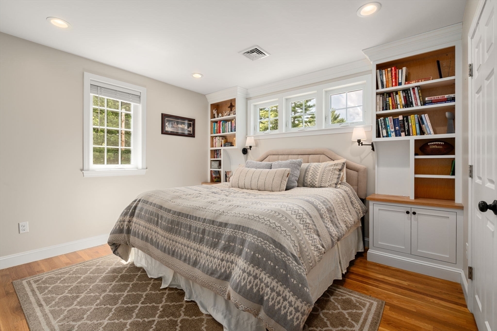 35 Marlyn Road Medfield, MA 02052 - Photo 19 of 39