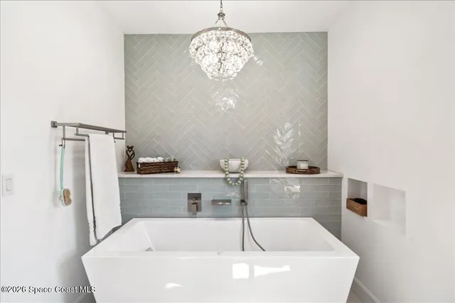 $3,200,000 | 4737 South Tropical Trail, Merritt Island, FL 32952