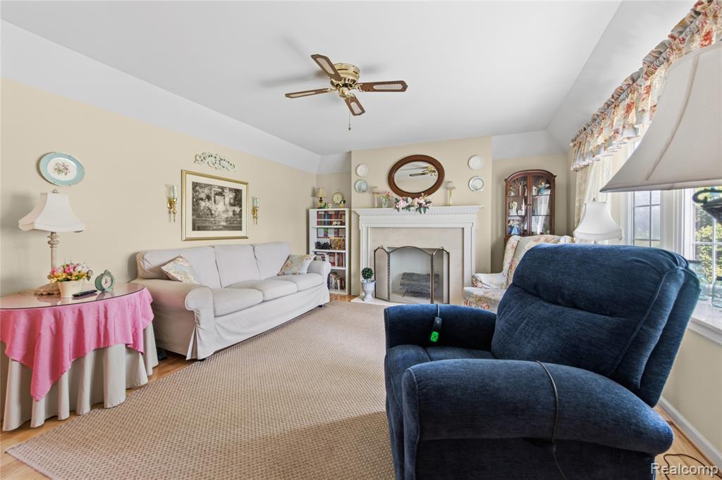 2209 Berville Road Allenton, MI 48002 - Photo 6 of 44