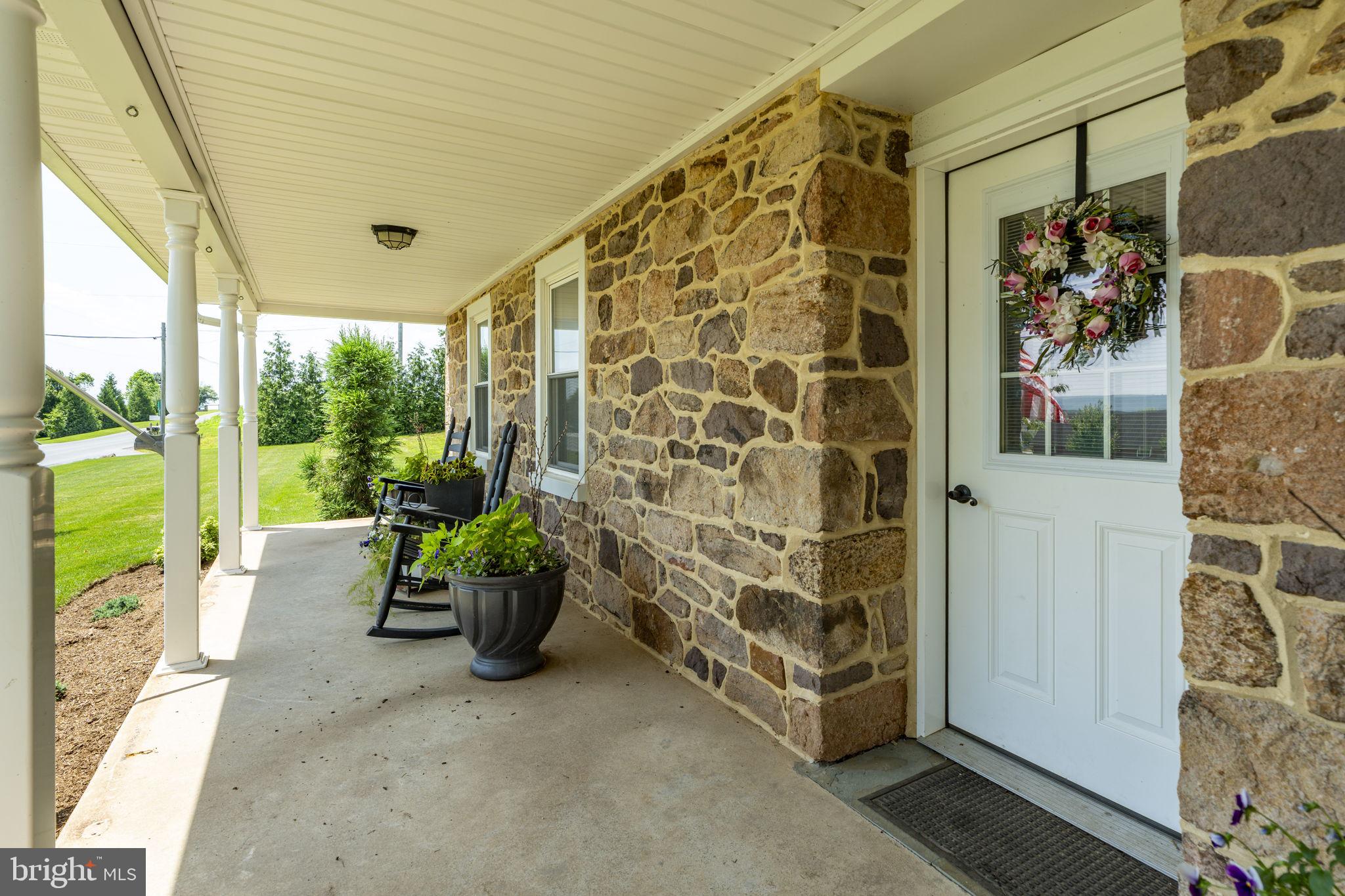 2271 Valley View Road Narvon, PA 17555 - Photo 8 of 104 Gallery Image 8