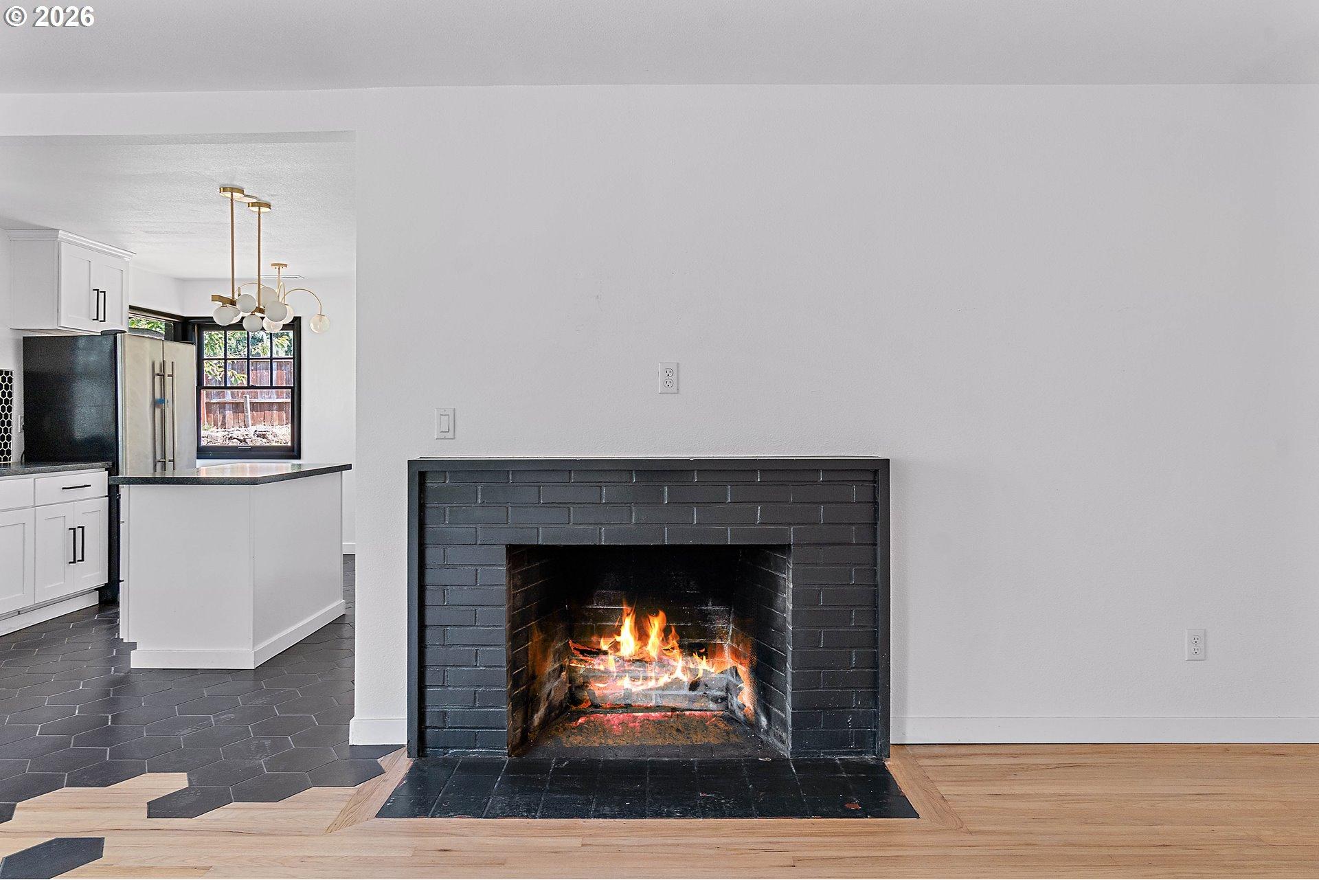 9637 Southwest Spring Crest Drive Portland, OR 97225 - Photo 14 of 47 Gallery Image 14