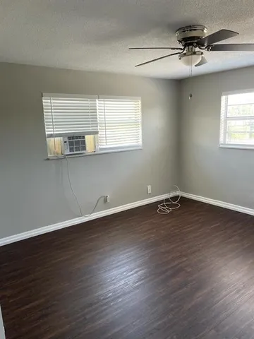 $1,575 | 1630 North 25th Avenue, Unit 6, Hollywood, FL 33020