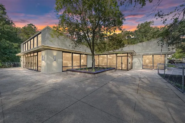 $290,000 | 1717 Northwest 23rd Avenue, Unit 4D, Gainesville, FL 32605