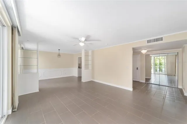 $290,000 | 1717 Northwest 23rd Avenue, Unit 4D, Gainesville, FL 32605