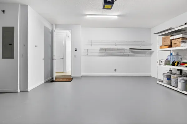 $5,000 | 4920 Northwest 15th Avenue, Boca Raton, FL 33431