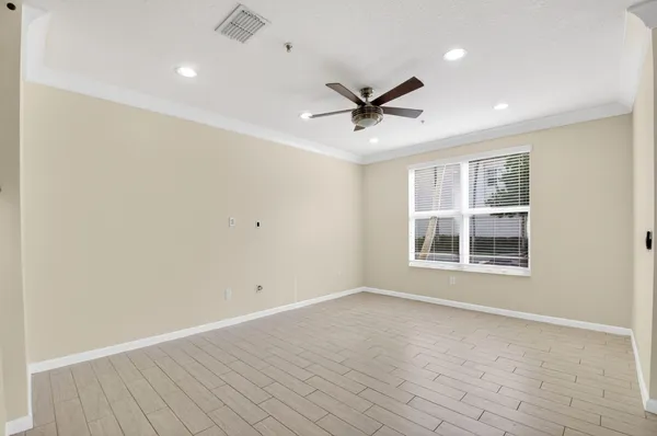 $5,000 | 4920 Northwest 15th Avenue, Boca Raton, FL 33431