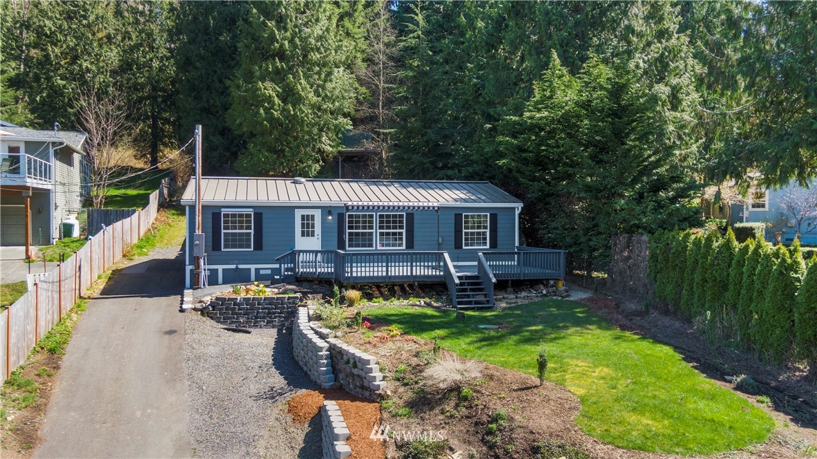 2711 South Lake Roesiger Road Snohomish, WA 98290 - Photo 1 of 40