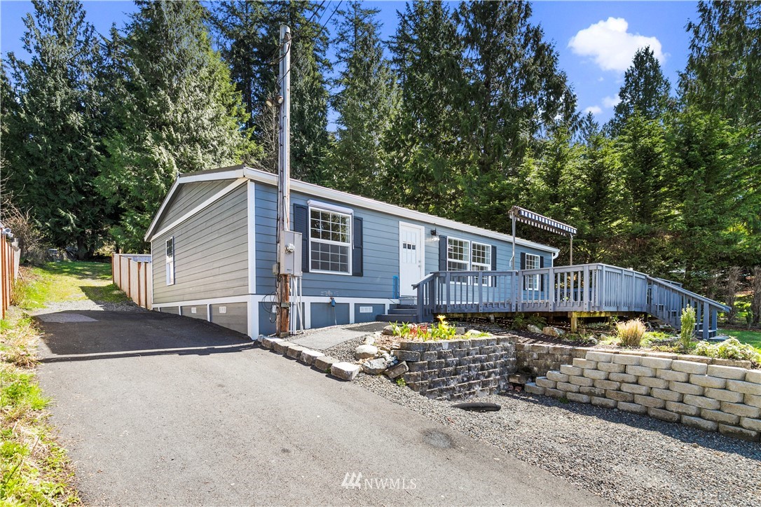 2711 South Lake Roesiger Road Snohomish, WA 98290 - Photo 2 of 40