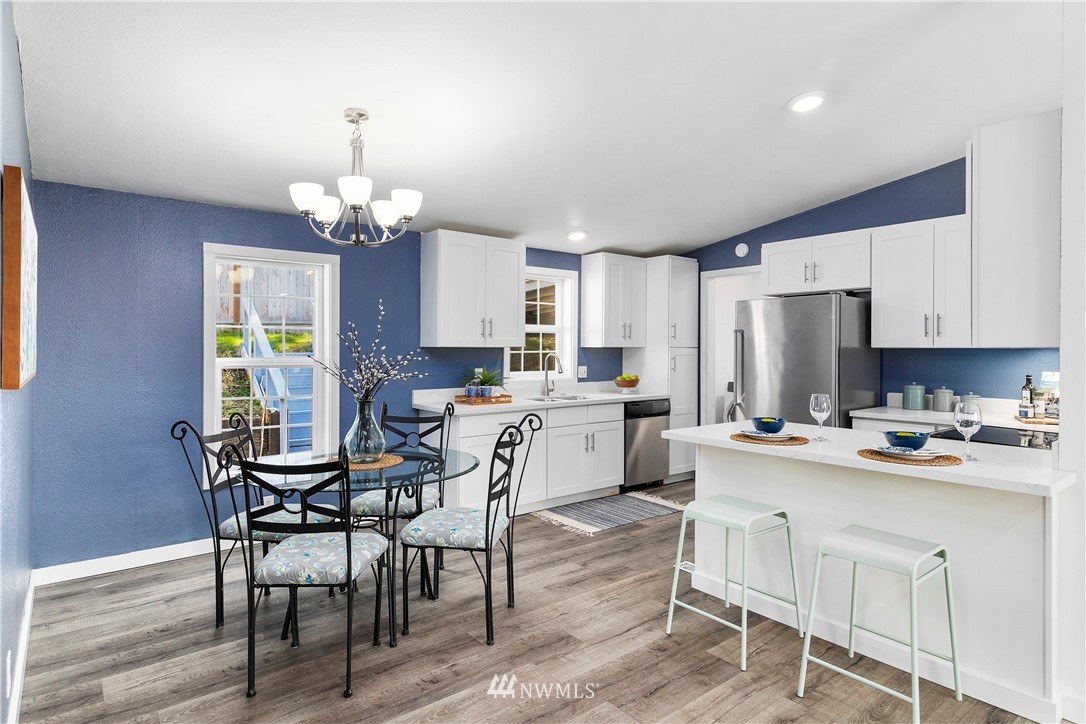 2711 South Lake Roesiger Road Snohomish, WA 98290 - Photo 11 of 40