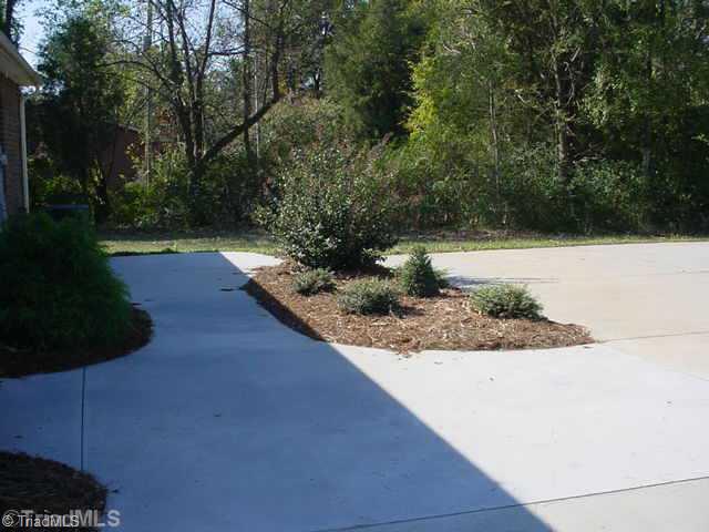 350 Rockcrusher Road Lexington, NC 27292 - Photo 4 of 12 Patio/Deck.