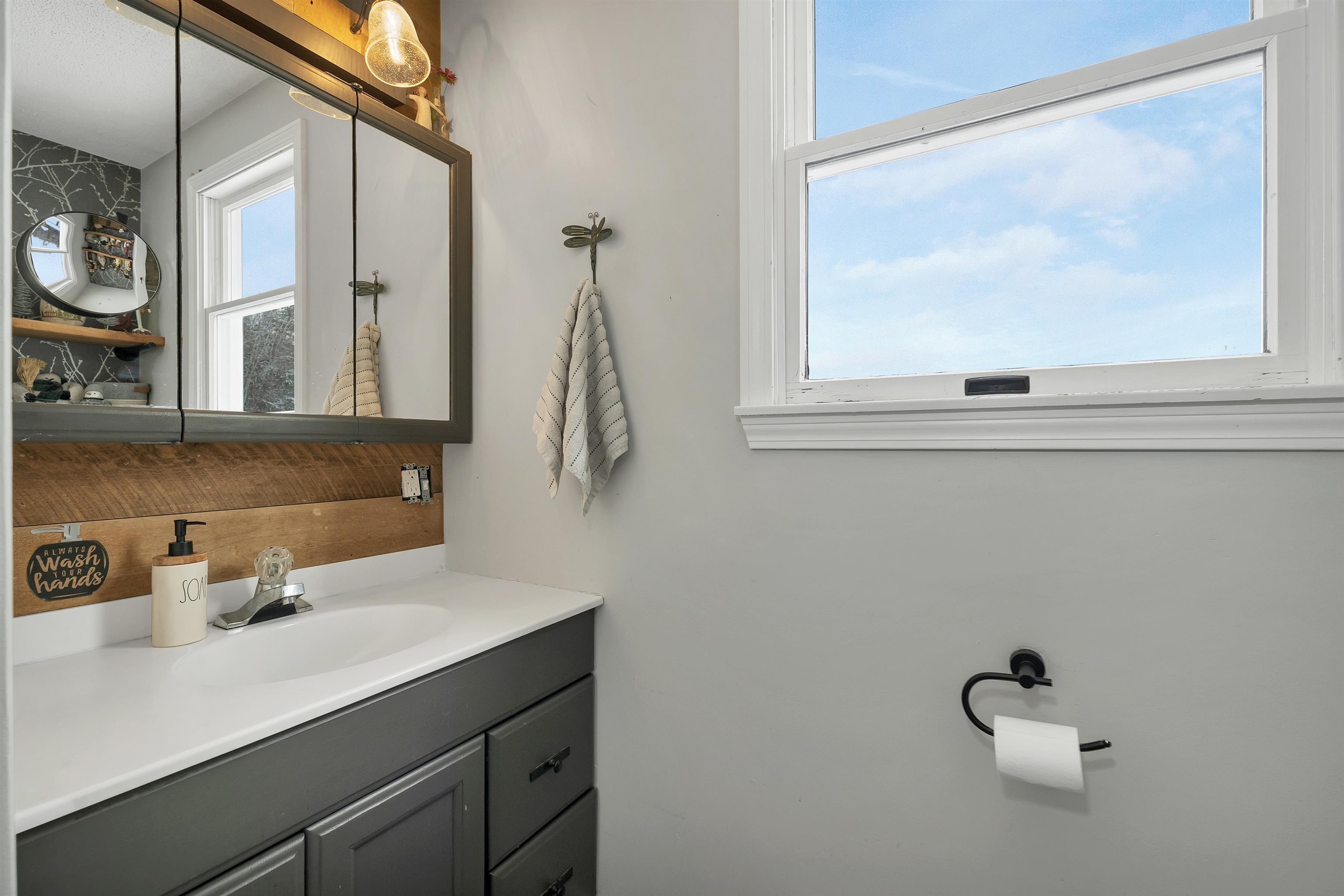 48 Manchester Drive Lebanon, NH 03766 - Photo 25 of 47