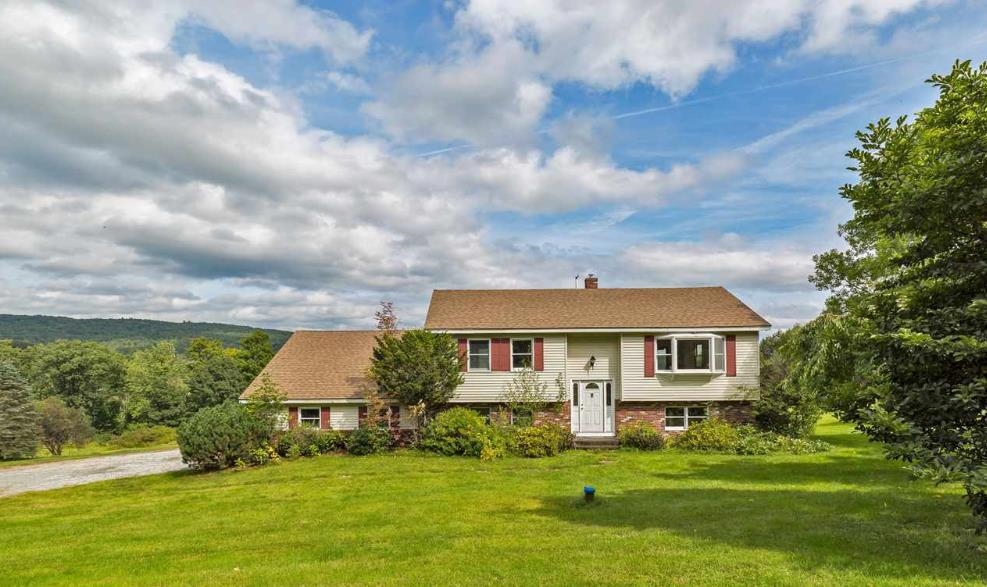 48 Manchester Drive Lebanon, NH 03766 - Photo 6 of 47