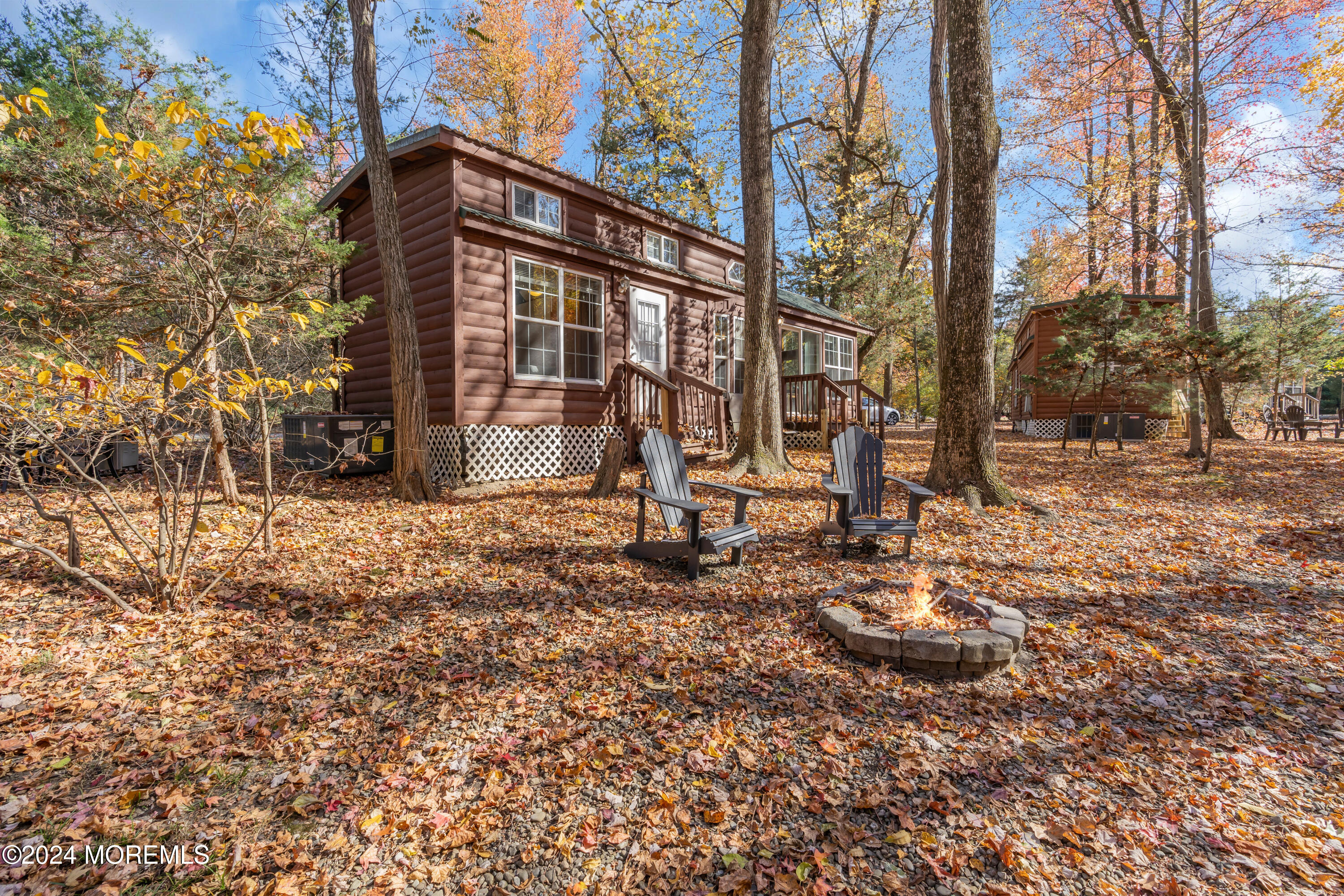 724 Monmouth Road, Unit 40 Cream Ridge, NJ 08514 - Photo 4 of 33 a view of a house with backyard