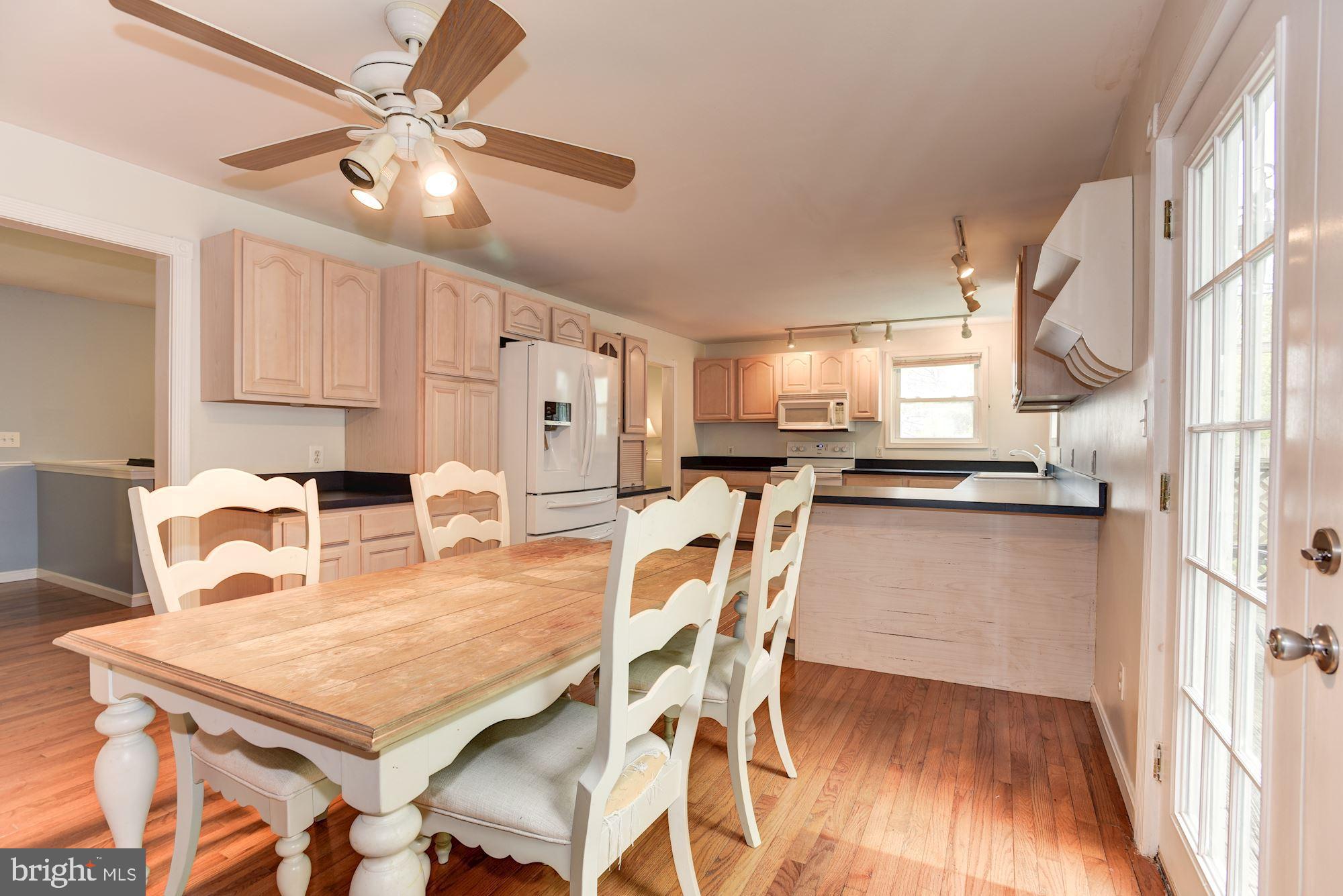 7349 Gaither Road Sykesville, MD 21784 - Photo 9 of 37 Breakfast Room