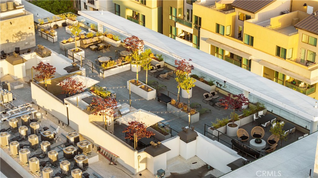 218 North El Molino Avenue, Unit 502 Pasadena, CA 91101 - Photo 28 of 35