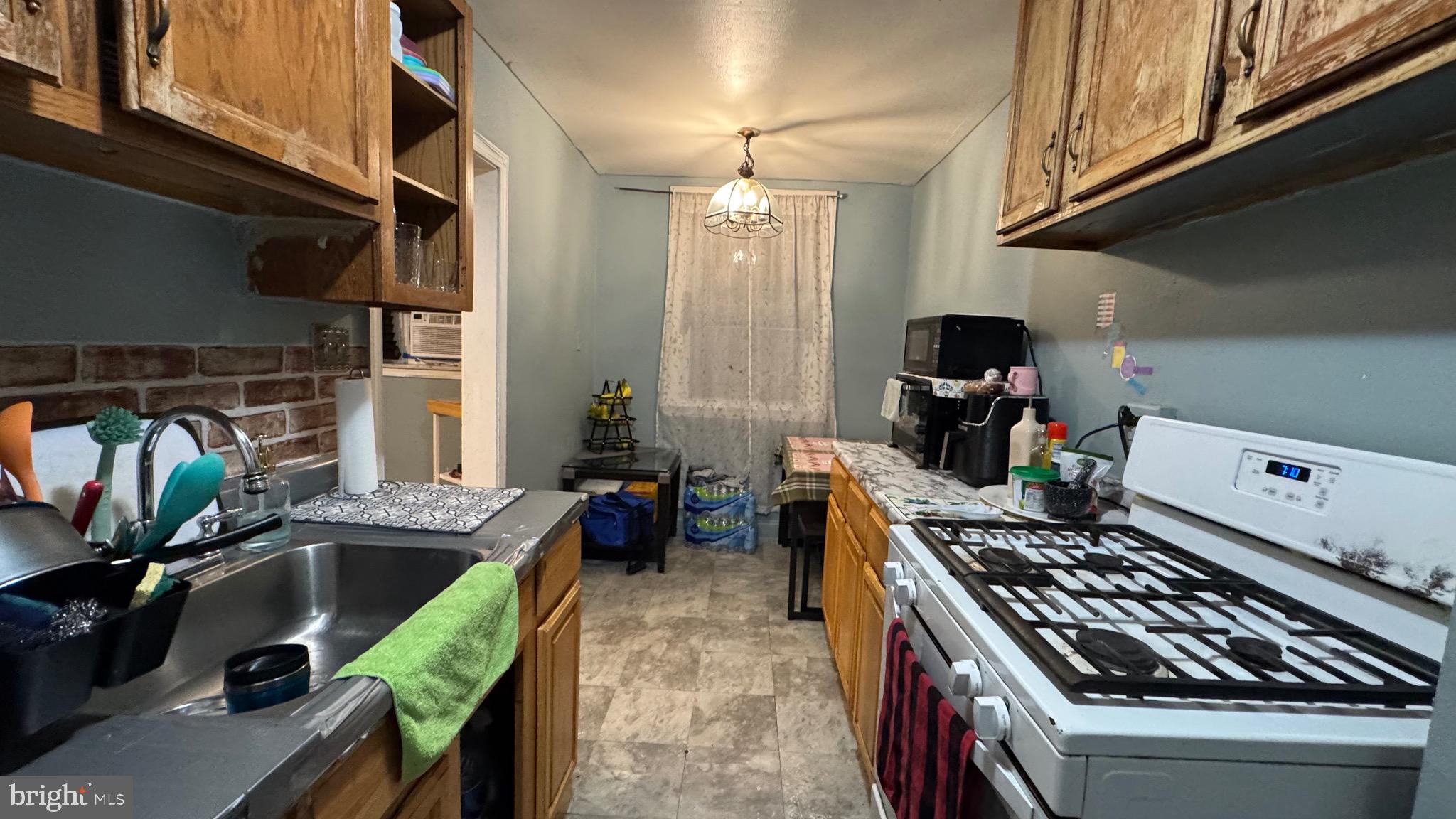 3204 Disston Street Philadelphia, PA 19149 - Photo 6 of 20